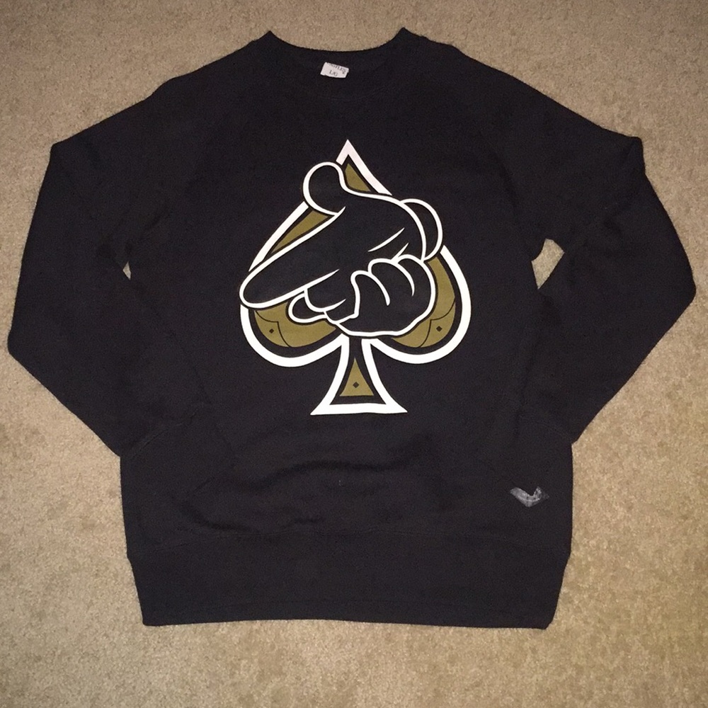 Men’s sweatshirts (various)